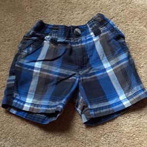 ‼️3 for $10‼️ 6-12m Old Navy Plaid Shorts